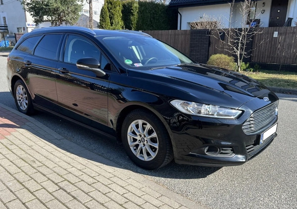 Ford Mondeo cena 49999 przebieg: 164000, rok produkcji 2016 z Piastów małe 407